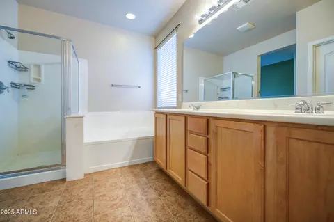 4224 S Fireside Ct, Gilbert, AZ 85297 photo 10