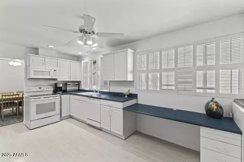 500 W Clarendon Ave #D6, Phoenix, AZ 85013