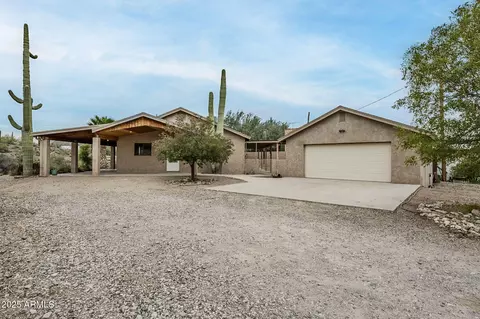 865 N Williams Dr, Queen Valley, AZ 85118