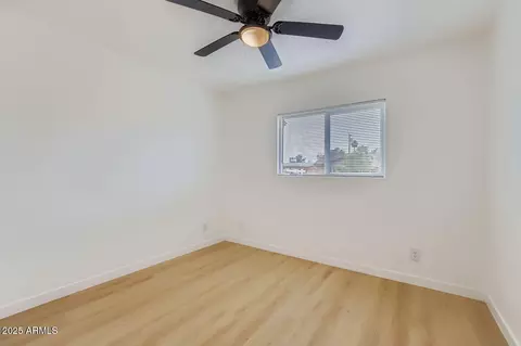 Bedroom - 6718 N 30th Ave, Phoenix, AZ 85017 photo 3 of 4