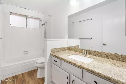 Bath - 4652 E Piedmont Rd, Phoenix, AZ 85044 photo 4 of 4
