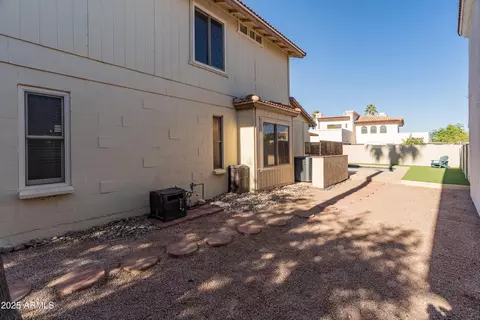 Exterior - 4652 E Piedmont Rd, Phoenix, AZ 85044 photo 8 of 10