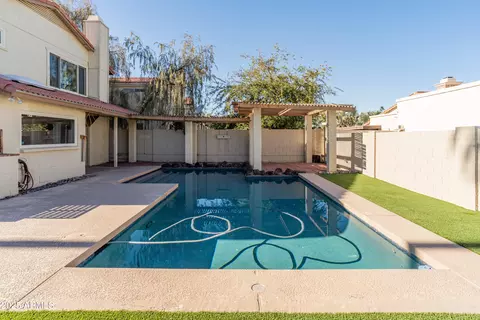 Exterior - 4652 E Piedmont Rd, Phoenix, AZ 85044 photo 6 of 10
