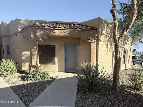8800 N 107th Ave N #17, Peoria, AZ 85345