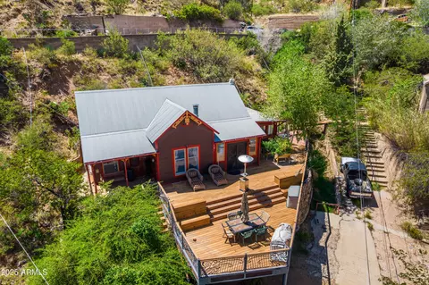 84 Shearer Ave, Bisbee, AZ 85603