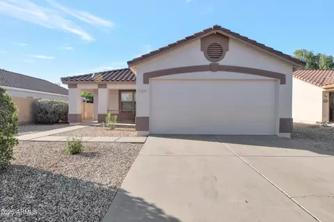 15717 W Watson Ln, Surprise, AZ 85379