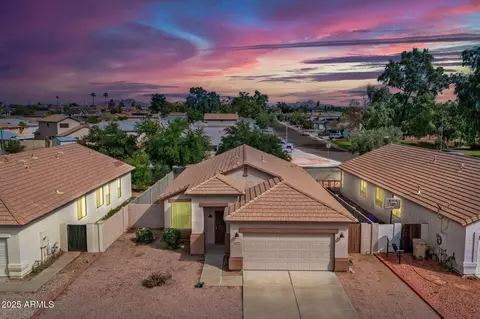 8825 N 65th Dr, Glendale, AZ 85302