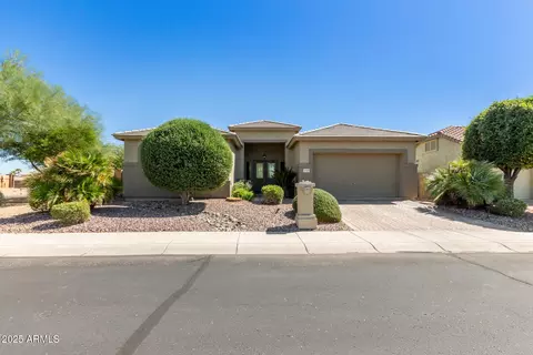 17807 N Canal Dr, Surprise, AZ 85374