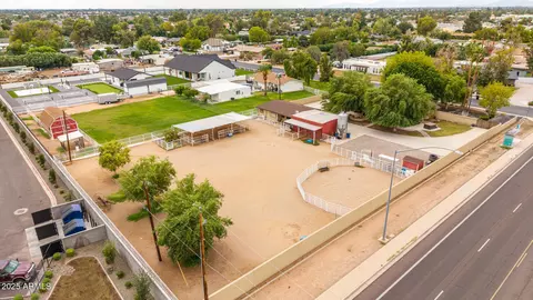 415 S 31st St, Mesa, AZ 85204
