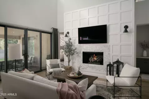 4007 E Campus Dr, Phoenix, AZ 85018 photo 3
