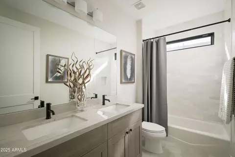 4007 E Campus Dr, Phoenix, AZ 85018 photo 21