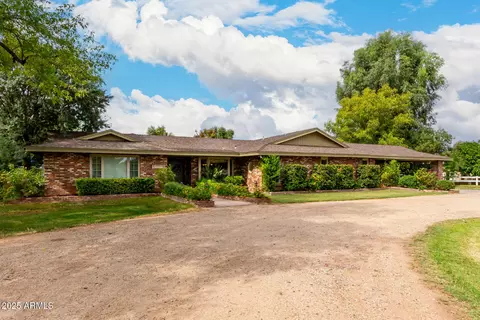 9602 S 157th Pl, Gilbert, AZ 85234 photo 4