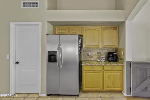 Kitchen - 7832 E Osage Ave, Mesa, AZ 85212 photo 4 of 4