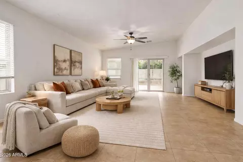 Living - 2215 Everglade Ln, Gilbert, AZ 85298 photo 5 of 5