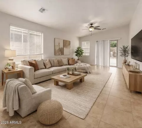 Living - 2215 Everglade Ln, Gilbert, AZ 85298 photo 4 of 5