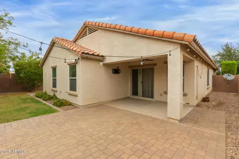 Exterior - 2215 Everglade Ln, Gilbert, AZ 85298 photo 7 of 10