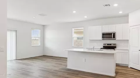 Other - 18425 W Hackamore Dr, Wittmann, AZ 85361 photo 3 of 9