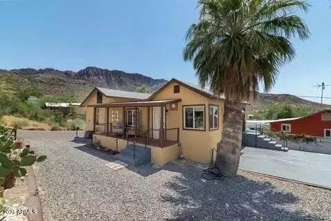 225 N Lobb Ave, Superior, AZ 85173