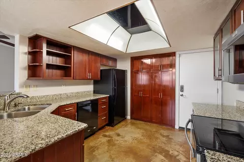 6734 W Ruth Ave, Peoria, AZ 85345