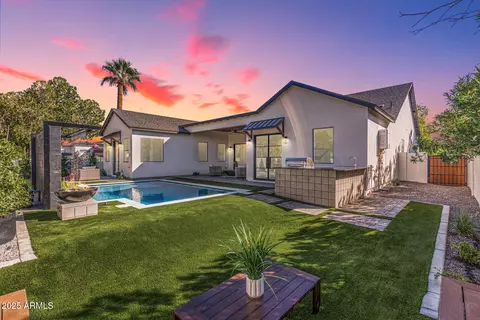 Exterior - 5420 E Verde Ln, Phoenix, AZ 85018 photo 12 of 12