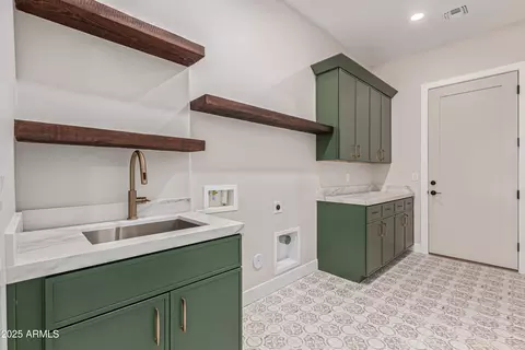 Other - 5420 E Verde Ln, Phoenix, AZ 85018 photo 5 of 8