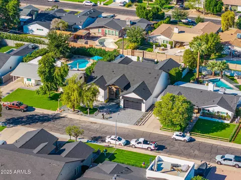 View/Area - 5420 E Verde Ln, Phoenix, AZ 85018 photo 1 of 5
