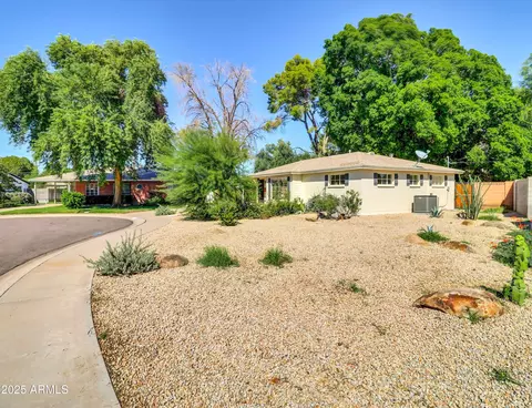 Exterior - 1022 E Keim Dr, Phoenix, AZ 85014 photo 3 of 7