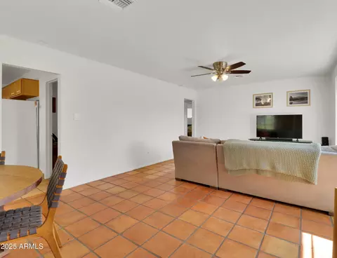 Other - 1022 E Keim Dr, Phoenix, AZ 85014 photo 5 of 8