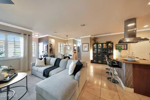 10757 N 74th St #1009, Scottsdale, AZ 85260