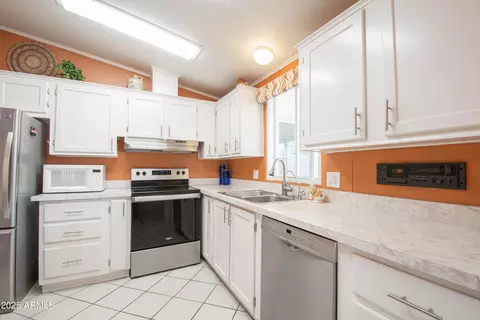5735 E Mcdowell Rd #433, Mesa, AZ 85215 photo 10