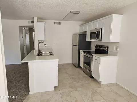 5236 W Peoria Ave #128, Glendale, AZ 85302