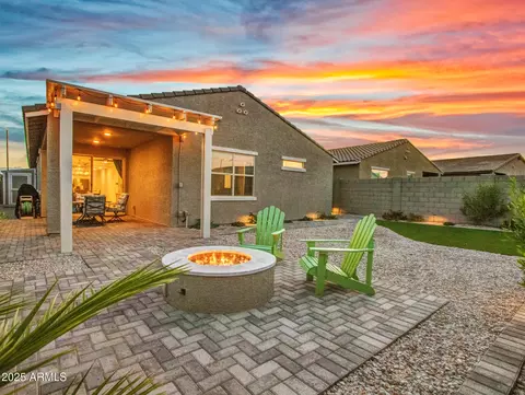 19916 W Badgett Ln, Litchfield Park, AZ 85340