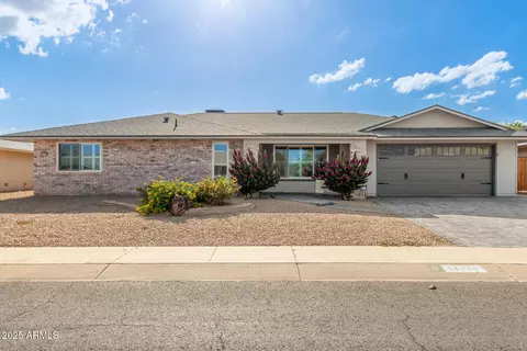 13219 W Bonanza Dr, Sun City West, AZ 85375