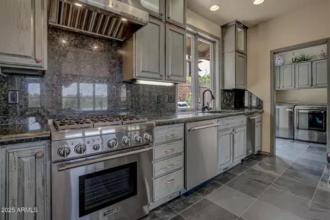 Kitchen - 2710 E Coyote Mint Cir, Payson, AZ 85541 photo 3 of 6