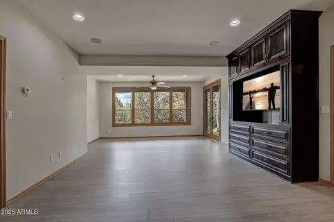 Living - 2710 E Coyote Mint Cir, Payson, AZ 85541 photo 10 of 13