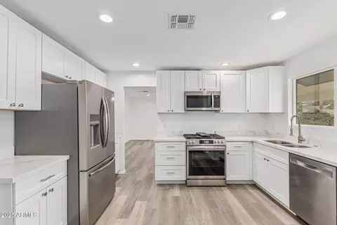 2838 E Sylvia St, Phoenix, AZ 85032 photo 15