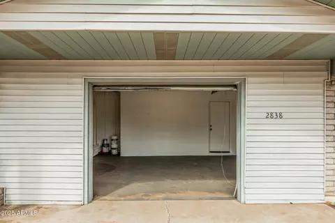 2838 E Sylvia St, Phoenix, AZ 85032 photo 8