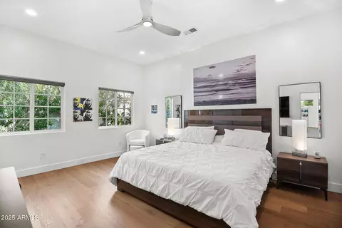 Bedroom - 4526 E Heatherbrae Dr, Phoenix, AZ 85018 photo 2 of 3