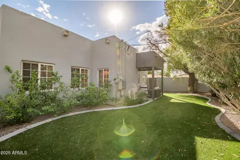 Exterior - 4526 E Heatherbrae Dr, Phoenix, AZ 85018 photo 5 of 6