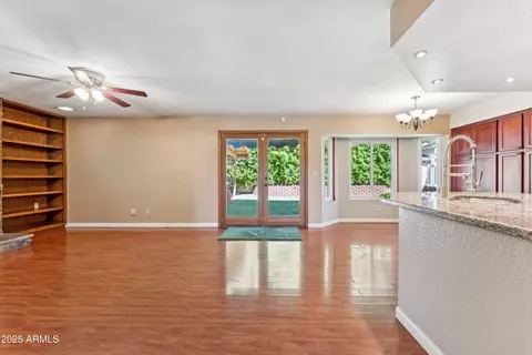 5032 E Dallas St, Mesa, AZ 85205 photo 8