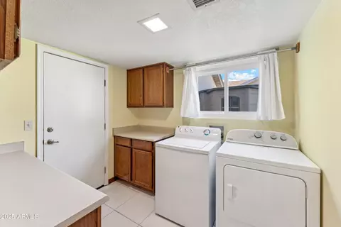 5032 E Dallas St, Mesa, AZ 85205 photo 6