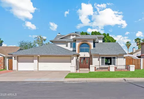 5032 E Dallas St, Mesa, AZ 85205