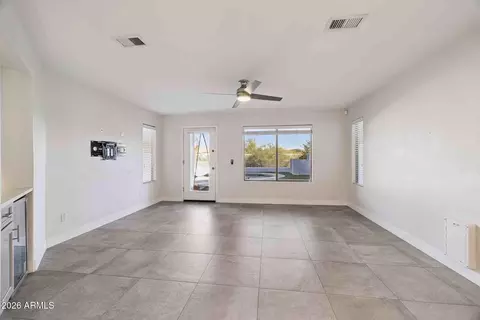 Living - 5050 E Roberta Dr, Cave Creek, AZ 85331 photo 1 of 3