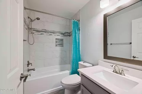 Bath - 5050 E Roberta Dr, Cave Creek, AZ 85331 photo 5 of 6