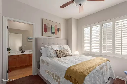 Bedroom - 3981 E Navigator Ln, Phoenix, AZ 85050 photo 5 of 11