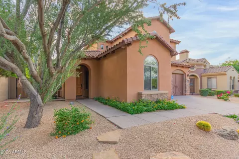 Exterior - 3981 E Navigator Ln, Phoenix, AZ 85050 photo 2 of 13