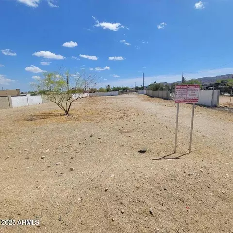 8621 S 1st Ave #101, Phoenix, AZ 85041