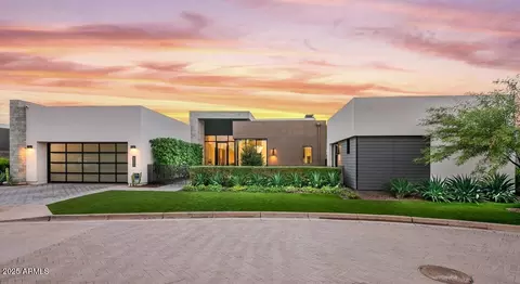 6802 E Joshua Tree Ln, Paradise Valley, AZ 85253
