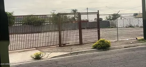 2447 W Hadley St #23, Phoenix, AZ 85009