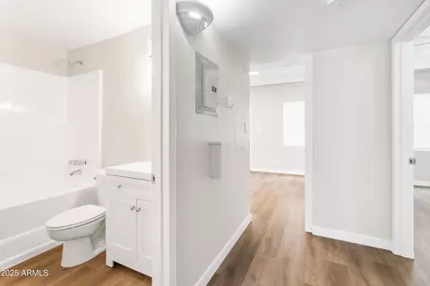 Entry Way - 1343 E Pierson St, Phoenix, AZ 85014 photo 2 of 2